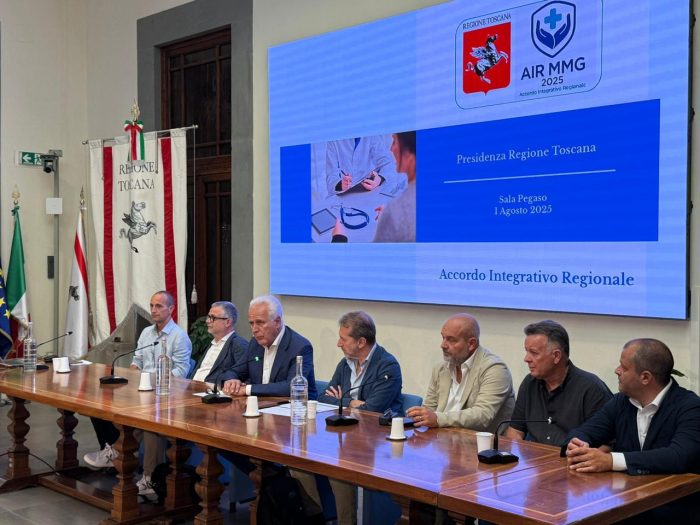 Medici di famiglia protagonisti della nuova sanità territoriale: la Toscana firma l’accordo integrativo regionale