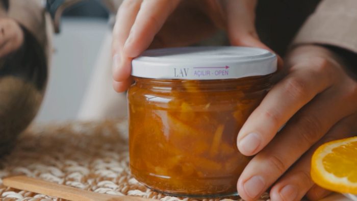 Botulino: batterio che si forma negli alimenti mal conservati, non altera sapore o consistenza, ma è letale