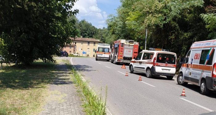 Siena: incidente tra tre veicoli in Pescaia, quattro feriti