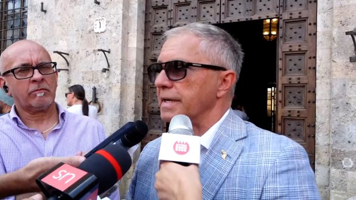 Palio di Siena, il mossiere Bircolotti: "Non ho parlato con i capitani ma le critiche non mi toccano"