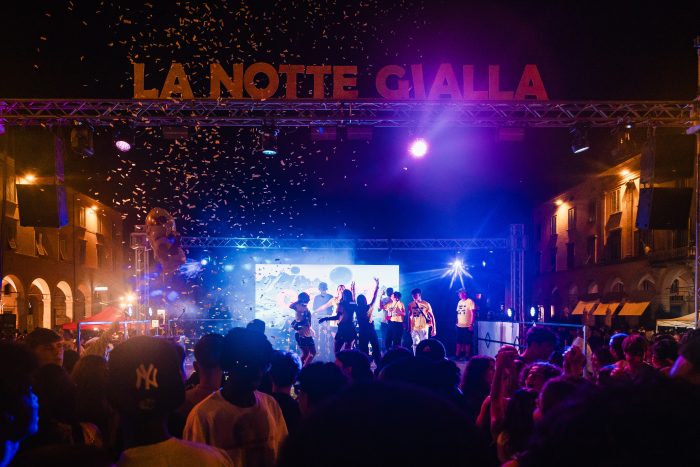 Notte Gialla con ColleX: un laboratorio creativo a cielo aperto tra divertimento e idee giovani per la città Colle Val d’Elsa