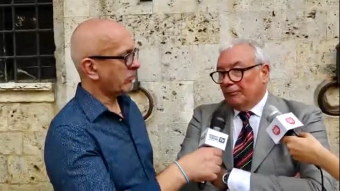 Palio di Siena, il Capitano della Civetta, Roberto Papei: "Leocorno &egrave; la contrada da battere"