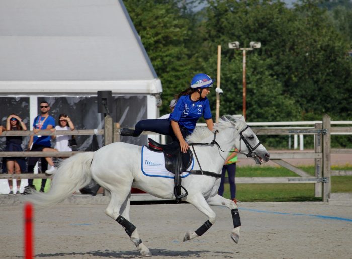 La giovane atleta casolese Viola Neri terza al Mondiale Mounted Games 2025