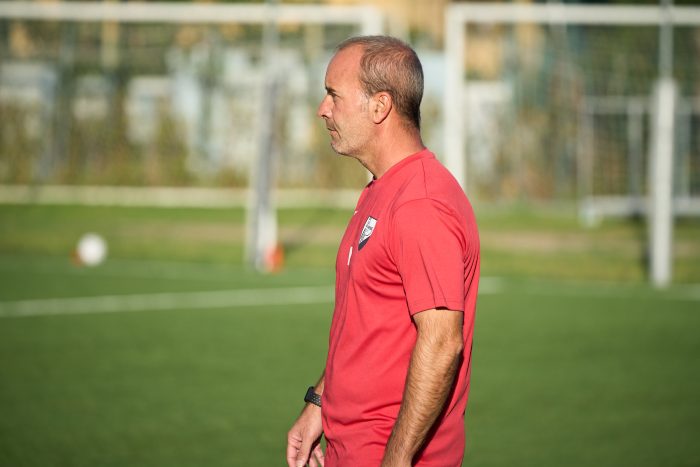 Calcio serie C, la Pianese cerca punti in Sardegna. Birindelli: “Campo difficile, voglio vedere il giusto atteggiamento”