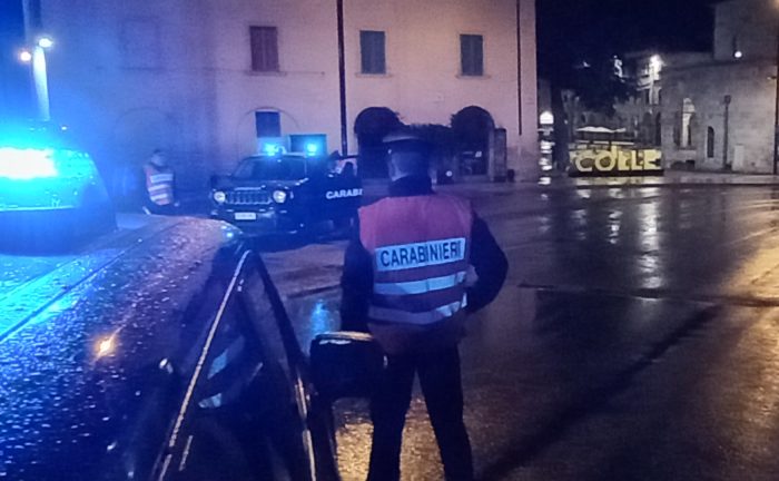 Spaccio di droga in Val d'Elsa, 35enne arrestato a Colle