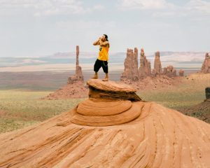 Castelnuovo Berardenga inaugura la mostra A Question of Balance di Elliot Ross per il Siena Awards 2025