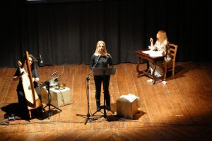 Poggibonsi, "Sono (ancora) viva": teatro e musica per raccontare il tumore al seno