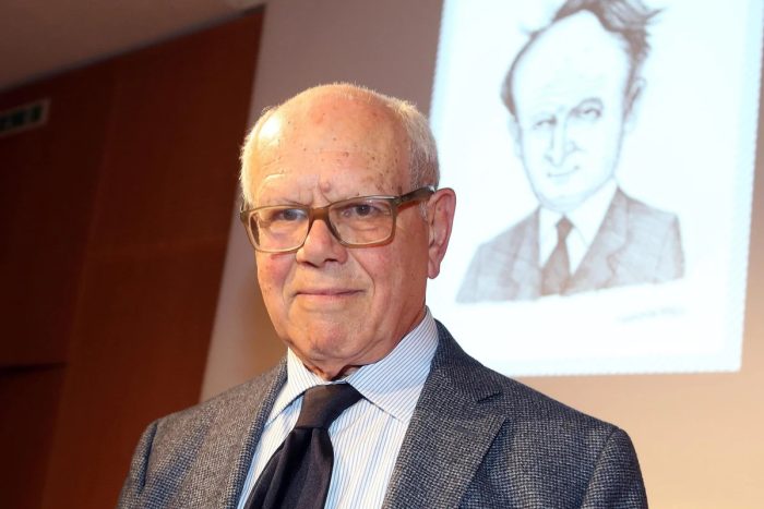 Carlo Cottarelli, Emilio Giannelli e Rino Rappuoli all&rsquo;Universit&agrave; di Siena per discutere di intelligenza artificiale