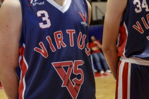 Basket: La Virtus celebra i 75 anni di storia con una maglia speciale