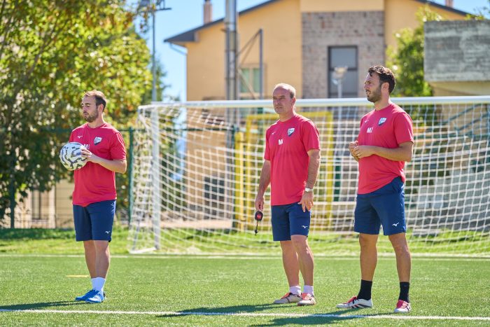 La Pianese sfida la capolista Arezzo. Birindelli: “Avversario tosto, ma sono soddisfatto della nostra crescita”