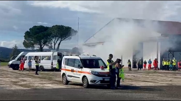 Maxi emergenza simulata all’aeroporto di Ampugnano: esercitazione SAY 2025 per testare il sistema di soccorso