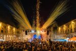 Colle di Val d’Elsa, torna la Notte Gialla: Sonohra e oltre 50 artisti per la decima edizione