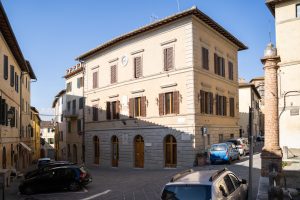 Castelnuovo Berardenga, 710mila euro di nuovi finanziamenti per Villa Chigi e l’ex scuola Mazzei