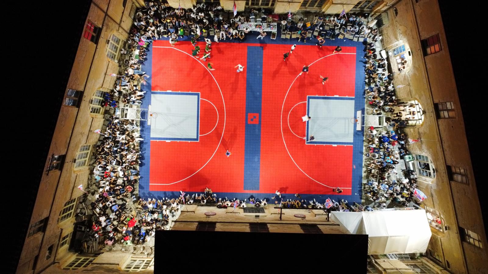 Contrada della Pantera, altro grande successo di partecipazione per il torneo di basket nel cortile del Pendola