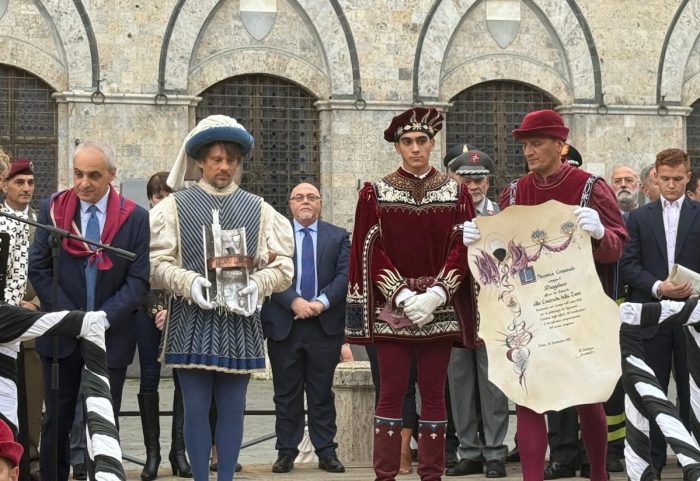 Consegnato il Masgalano 2025 alla Contrada della Torre