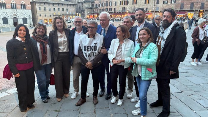 Elezioni Regionali, Giani chiude in Piazza del Campo: “La coalizione è unita, siamo quattro navi che gettano le reti per arrivare al porto insieme”