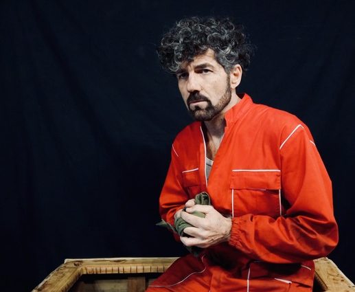 Castelnuovo Berardenga: in scena l’amore e la dignità del lavoro al Teatro Alfieri