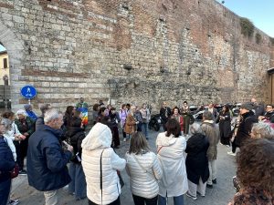 Siena, per Gaza solidarietà in cammino. L'iniziativa delle guide locali