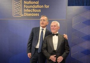 Siena, Rino Rappuoli premiato a Washington: ha ricevuto il Maxwell Finland Award alla ricerca italiana sui vaccini
