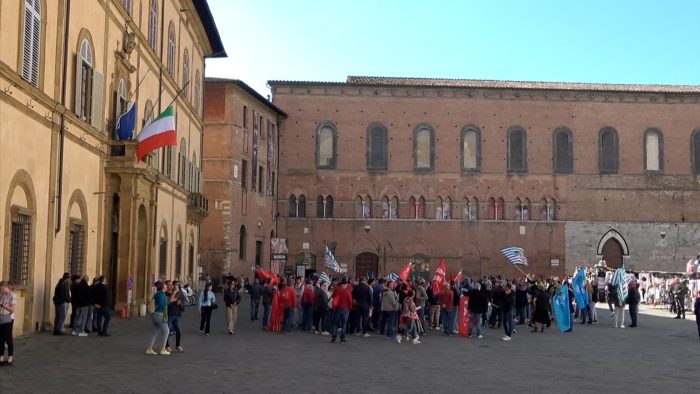 Presidio a Siena dei lavoratori dei Servizi Ambientali dell’area sud est Toscana