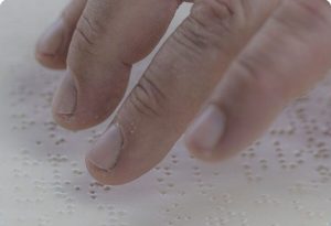 Poggibonsi: “Primi passi per creare libri tattili”, nuovo appuntamento del progetto Clic in Biblioteca