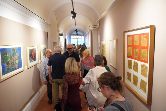 Pienza, oltre 1000 visitatori per la mostra “Leone Piccioni e l’arte contemporanea'