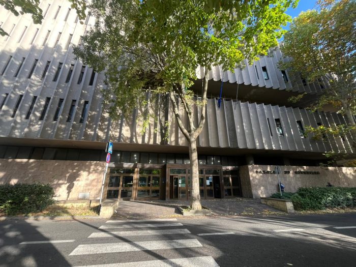 Siena, moglie e figlio minore vittime di violenze in casa: trentenne a giudizio