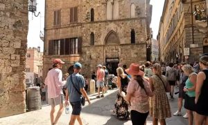 PD Siena: "Turismo, servono idee e progetti non solo protocolli e fondi spot"