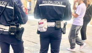Sparo al Comando di Polizia Locale, Sinistra Italiana Siena attacca: "Armare i vigili aumenta solo i rischi"