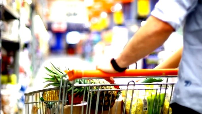 Senese licenziato dopo il test del carrello, Fabozzi (Filcams Cgil): "Azienda non vuole reintegrarlo. Prepariamo grande mobilitazione"