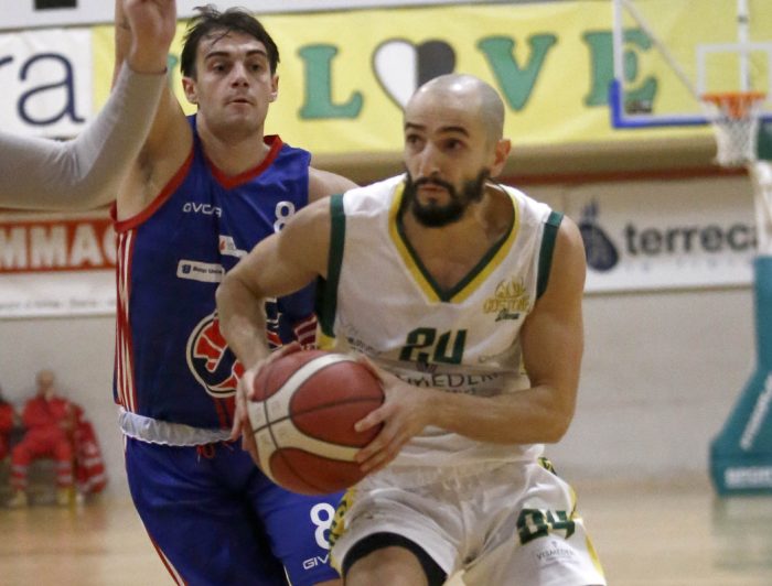 Costone Siena non si ferma, Junior Casale battuta al PalaOrlandi 72-64