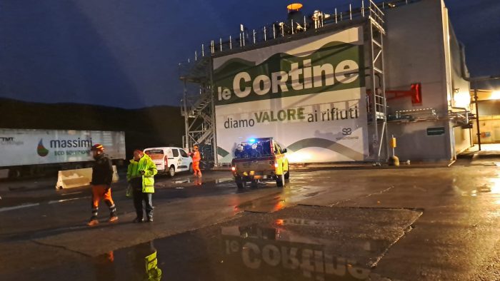 Asciano, emergenza nell’impianto di riciclo delle Cortine. Ma è solo un’esercitazione