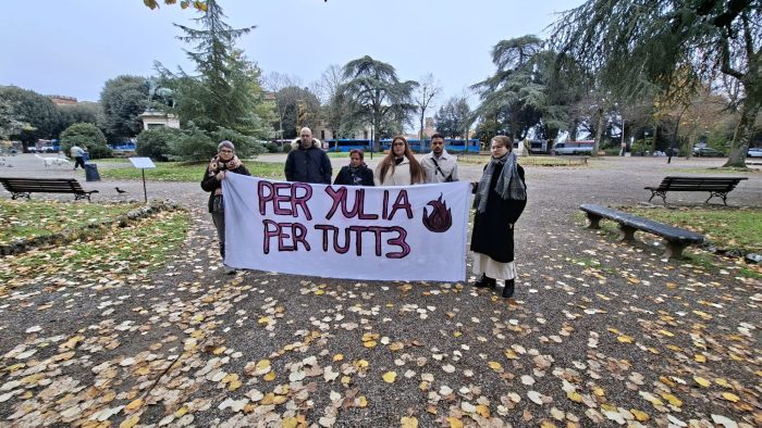 Siena: "Per Yulia, per tutte", flash mob della famiglia della giovane uccisa da una fucilata
