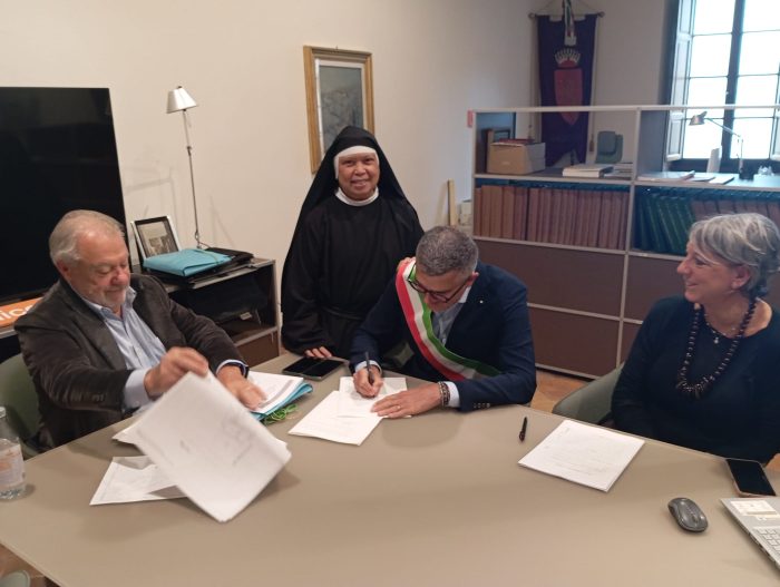 Radicondoli firma per acquisire l’antico Monastero nel centro del paese