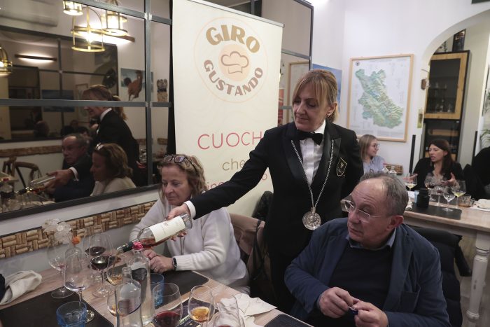 Girogustando, due storie familiari di ristorazione s’incontrano alla Taverna della Berardenga