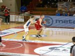 Basket: una grande Umana per tre quarti, ma nel finale vince Jesi