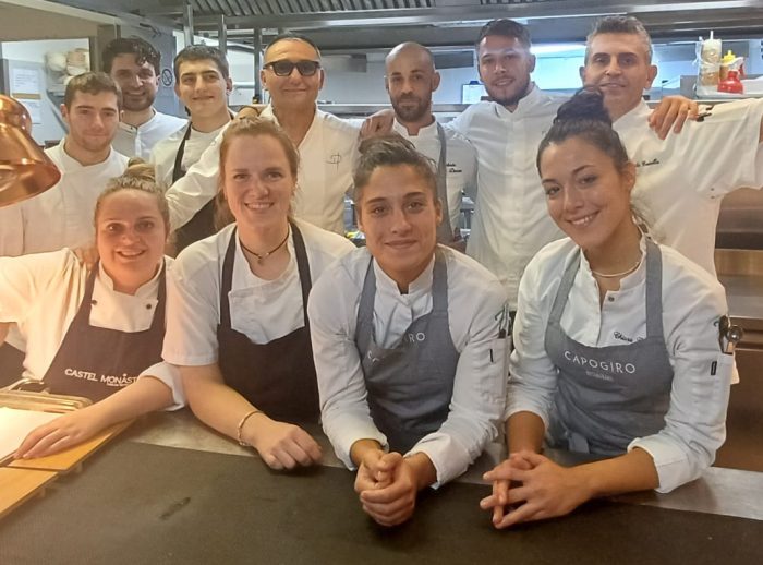 Tra mare e terra: la cena a quattro mani a Castel Monastero che ha unito la Sardegna alla Toscana