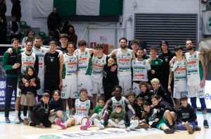 Basket, Note di Siena, che dominio: Casale travolta 90-56 al PalaEstra