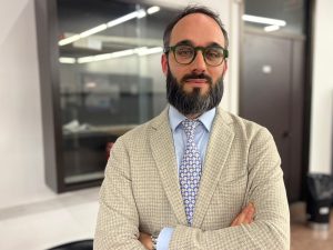 Gaiole in Chianti, mette oro e soldi nelle mutande dopo la truffa: arrestato col complice