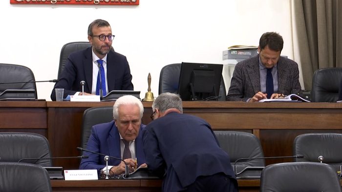 Regione Toscana: Giani incassa il via libera al programma, ma per le deleghe tutto rimandato a domani
