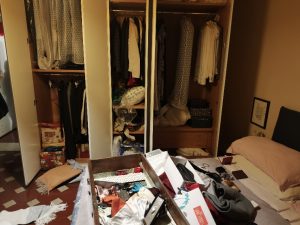 Ladri in azione all'ora di cena in Via Fiorentina, svaligiato un villino. La paura dei cittadini