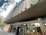 Assalto al camion sulla Siena-Firenze: tre imputati a processo per violenza e danneggiamento