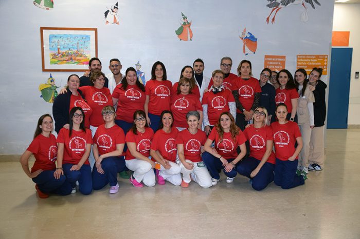 Siena: Giornata internazionale violenza donne, il bel gesto del personale di Ginecologia e Ostetricia delle Scotte