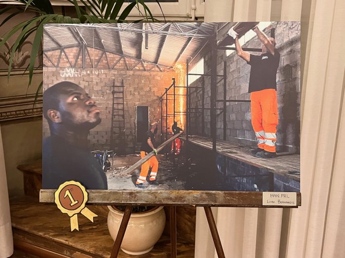 Ance Siena: "MAN. PRI.", lo scatto di Luigi Bernardis vince la prima edizione del Cantiere Foto Award
