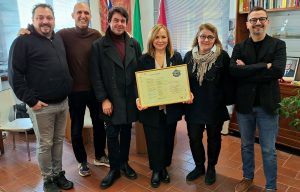 &ldquo;E&rsquo; Natale a Poggi&rdquo;, consegnata alla sindaca la canzone originale nata dalla comunit&agrave;