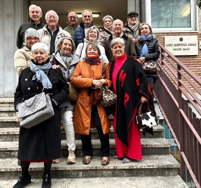 Siena, gli alunni della VB del liceo Galilei hanno ricordato la maturit&agrave; del 1968