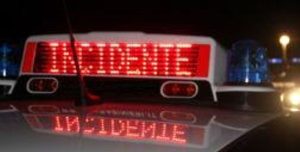 Camion si ribalta sulla Siena-Grosseto, strada chiusa al traffico