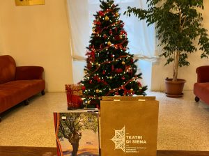 Teatri di Siena, sotto l&rsquo;albero in regalo un&rsquo;esperienza unica tra arte e cultura