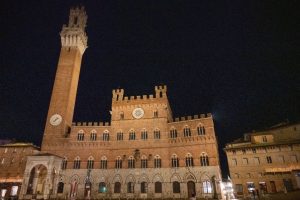 Siena si prepara ad accogliere la Fiamma Olimpica: una giornata di festa per celebrare i valori di pace, unione e fratellanza