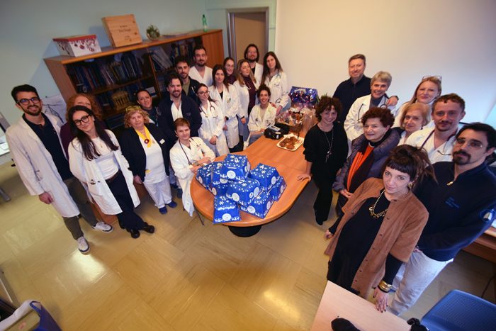 LIFC Toscana dona panettoni e calendari al personale dell&rsquo;Aou Senese